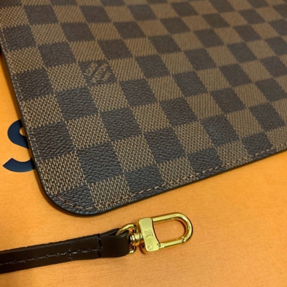 Authentic Louis Vuitton NEW damier ebene Neverfull GM pouch - Picture 7 of 12